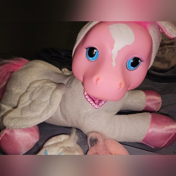 Hasbro Other - Hasbro Sparkle Pegasus "Pony Surprise"  Plush Mommy with 2 Baby Ponies